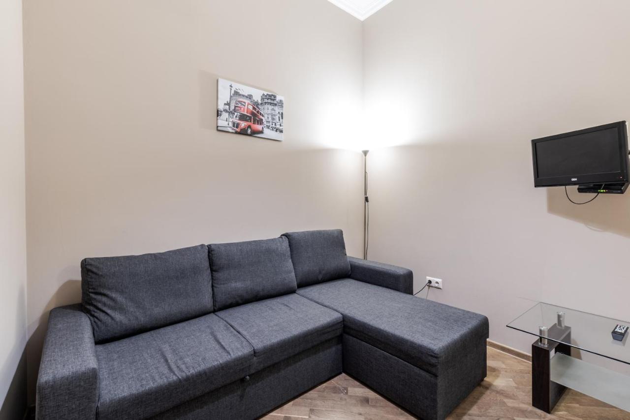 Apartment on Stavropihiiska Street 3 Lviv Exteriör bild